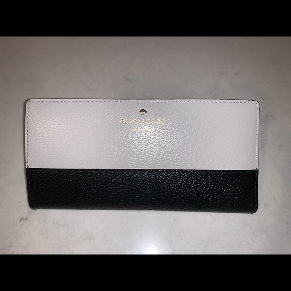 kate spade Handbags - Kate Spade ♠️ Bifold Wallet Black and Light Grey
